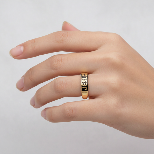 Anillo Jesus Gold