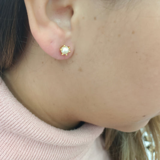 Pendiente Perla Gold.