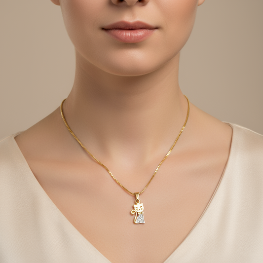 Cadena con Colgante Gato  con Circonitas  Gold.