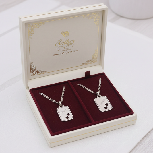 Pack Cadena y Colgante Placa Dos Corazones Plata.