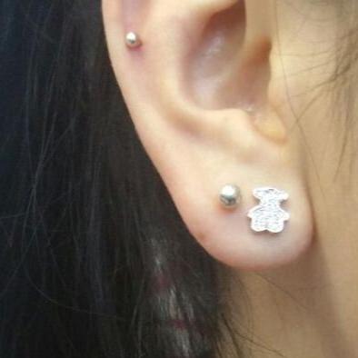 Pendientes Balín N:3 Cierre PRESION Plata.