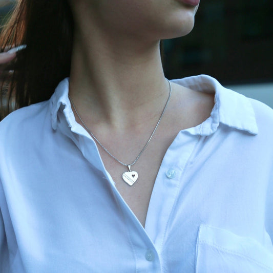 Collar Un Corazon que Late de Amor  Silver.