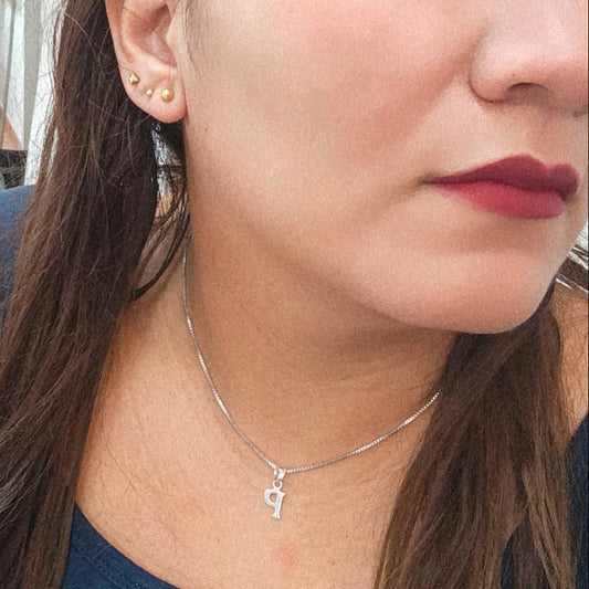 Gargantilla  con Colgante Letra  Plata