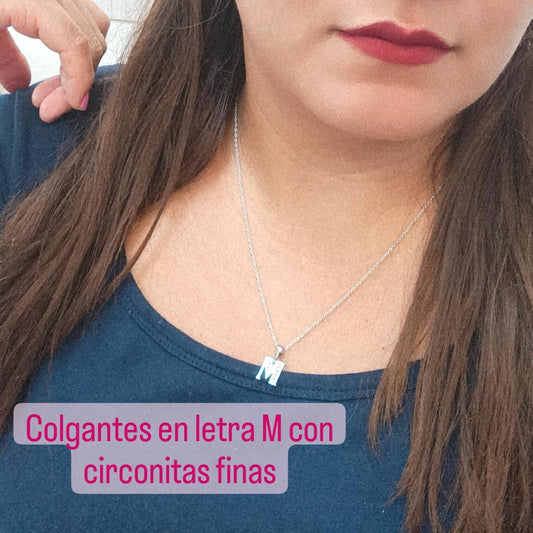 Gargantilla con Colgante Letras  Circonitas Plata.