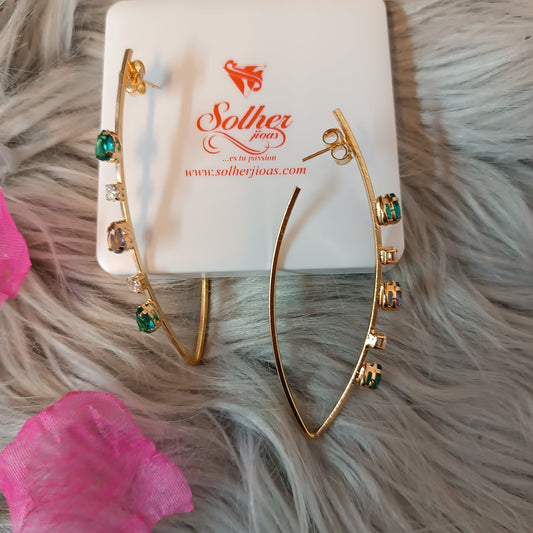 Argollas XL diseñó en oval  con piedra Swarovski en colores soy fuerte Gold