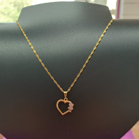 Colgante de corazón niña en gold